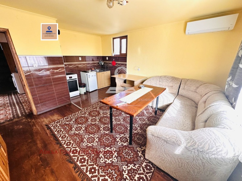 Дава под наем ЕТАЖ ОТ КЪЩА, гр. Банско, област Благоевград, снимка 3 - Етаж от къща - 52522782