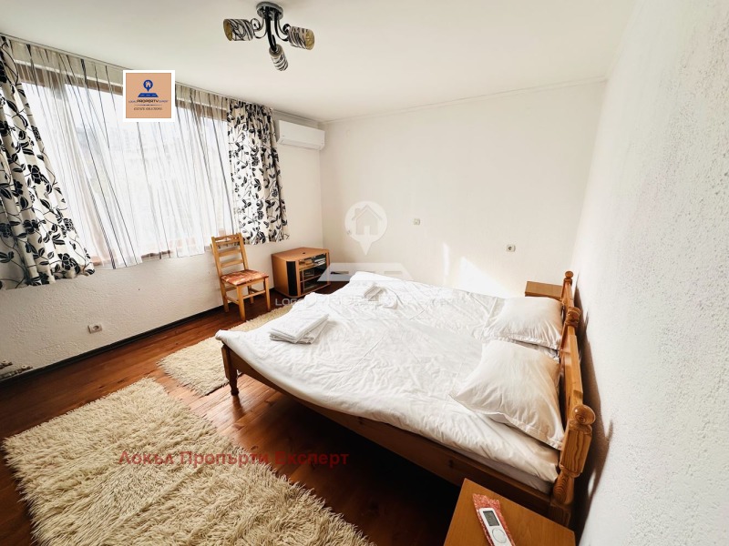 Дава под наем ЕТАЖ ОТ КЪЩА, гр. Банско, област Благоевград, снимка 11 - Етаж от къща - 52522782