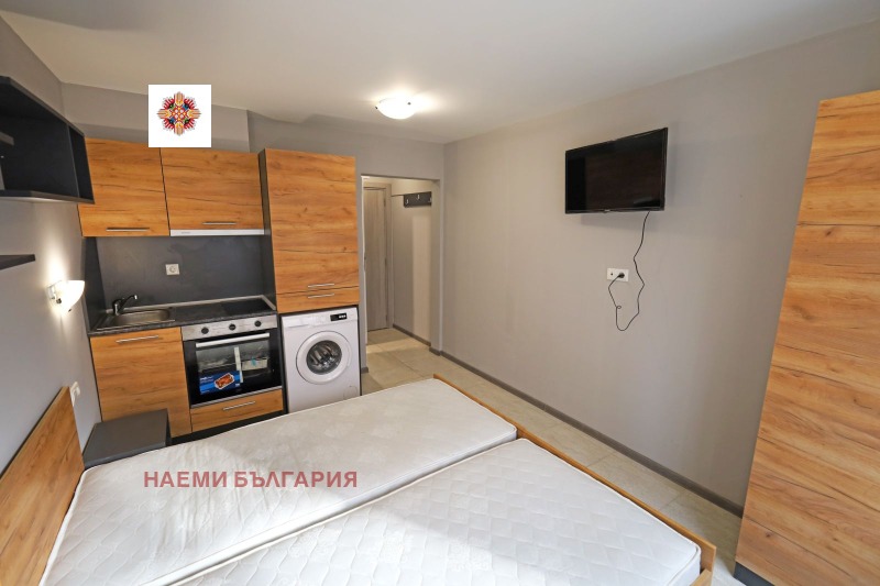 Дава под наем 3-СТАЕН, гр. София, Лагера, снимка 2 - Апартаменти - 52195956