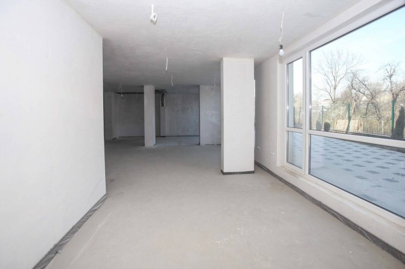 Vuokrattavana  Toimisto Sofia , Vitoša , 397 neliömetriä | 48067458 - kuva [6]