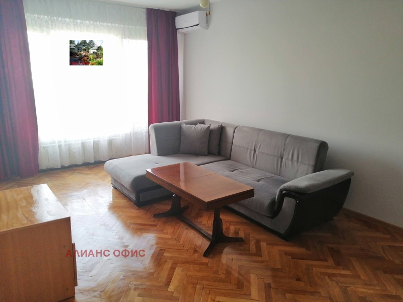 В оренду  Студія София , Илинден , 50 кв.м | 35573610