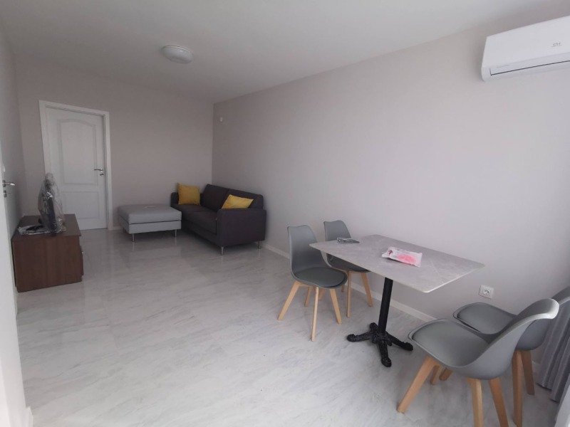 Zu vermieten  1 Schlafzimmer Sofia , Studentski grad , 60 qm | 67651345 - Bild [2]