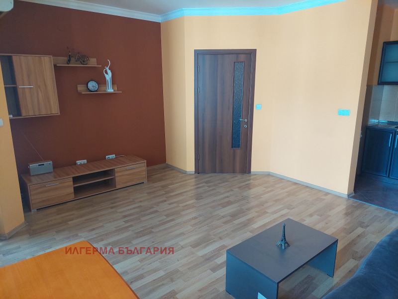 Para alugar  1 quarto Sofia , Strelbichtche , 73 m² | 50056257 - imagem [3]