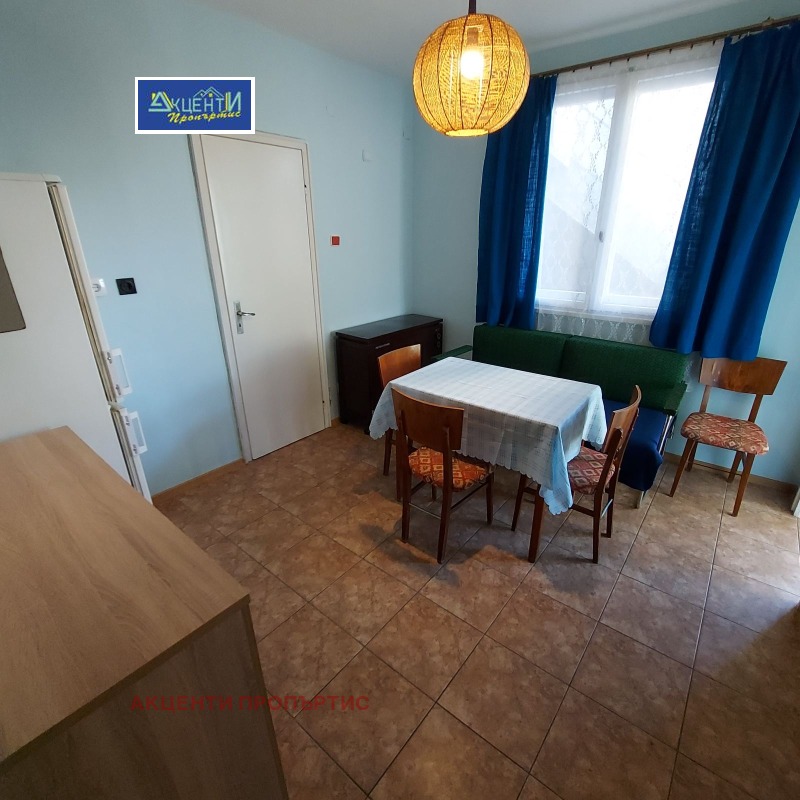 Дава под наем  Етаж от къща град Велико Търново , Център , 100 кв.м | 55252467 - изображение [2]