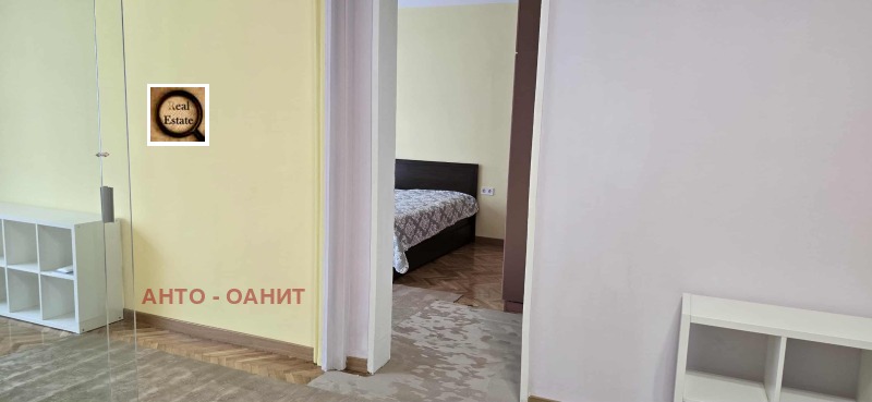 Дава под наем 3-СТАЕН, гр. София, Център, снимка 6 - Апартаменти - 52522263