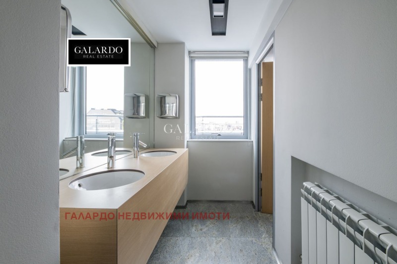 Дава под наем ОФИС, гр. София, Стрелбище, снимка 4 - Офиси - 52638247