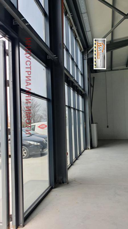 Te huur  Winkel Plovdiv , Industrialna zona - Jug , 225 m² | 34209867 - afbeelding [2]