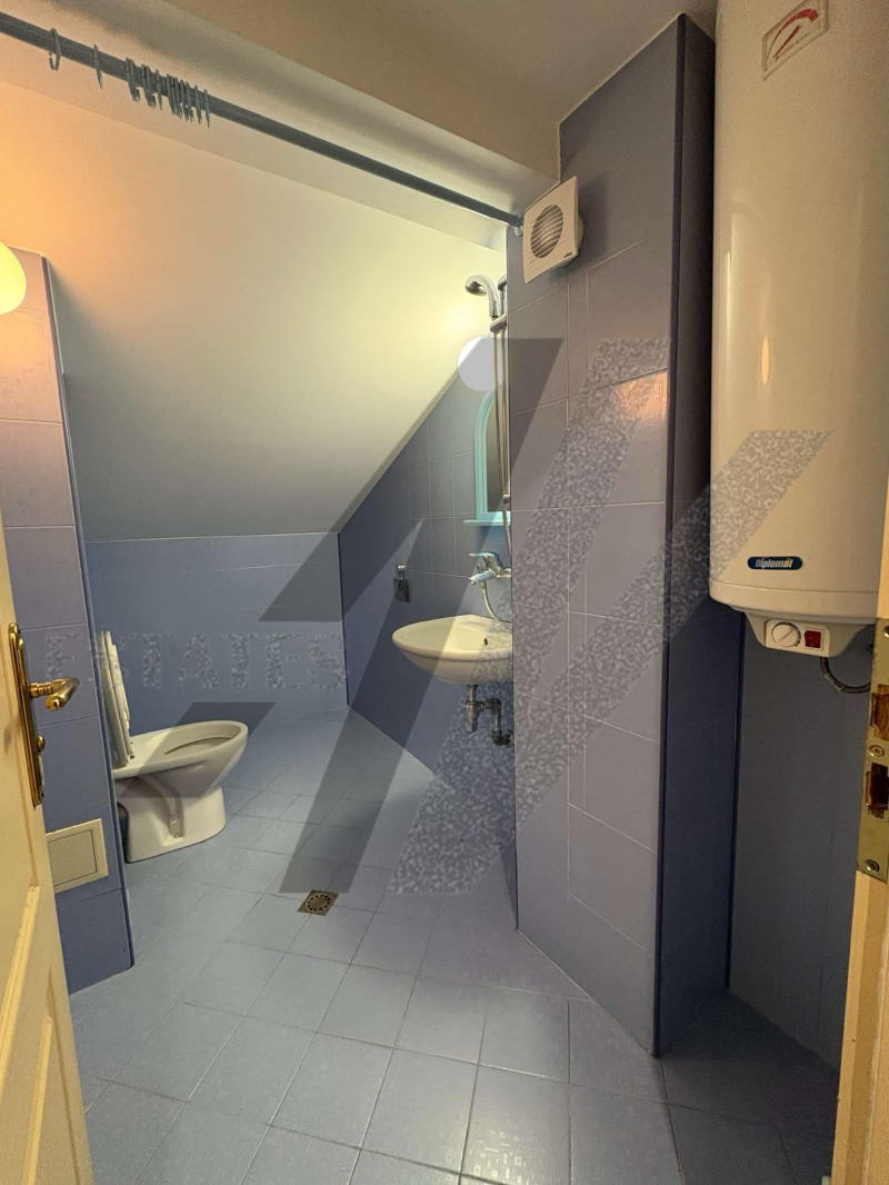 Дава под наем 1-СТАЕН, гр. София, Света Троица, снимка 10 - Апартаменти - 53531244