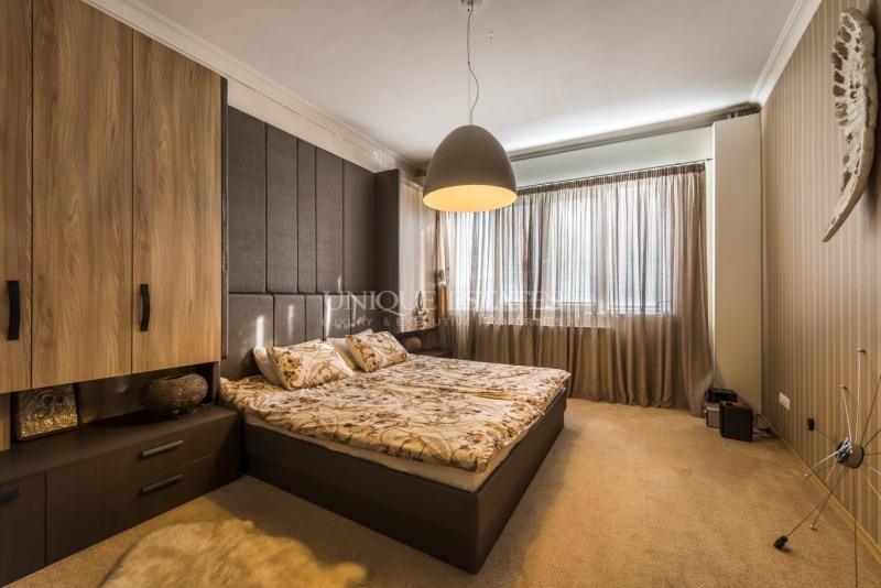 Издаје се  2 спаваће собе Софија , Центар , 118 м2 | 37093477 - слика [5]