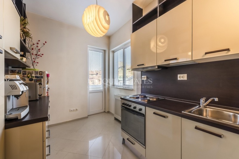 Издаје се  2 спаваће собе Софија , Центар , 118 м2 | 37093477 - слика [4]
