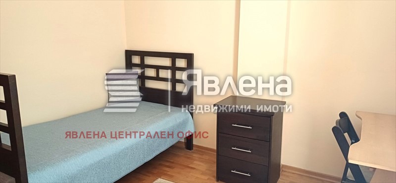 Дава под наем 4-СТАЕН, гр. София, Център, снимка 5 - Апартаменти - 56320395