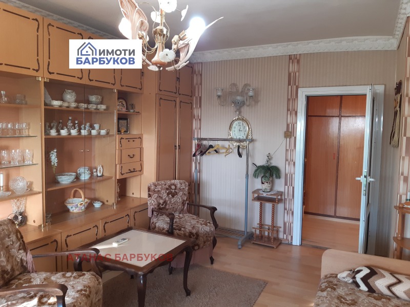 Zu vermieten  1 Schlafzimmer Ruse , Rodina 2 , 64 qm | 93609753 - Bild [10]