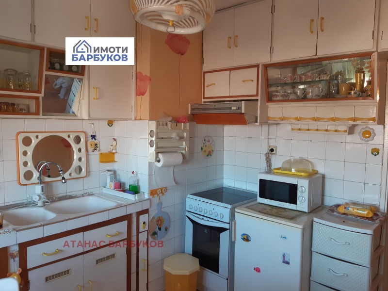 Zu vermieten  1 Schlafzimmer Ruse , Rodina 2 , 64 qm | 93609753 - Bild [2]