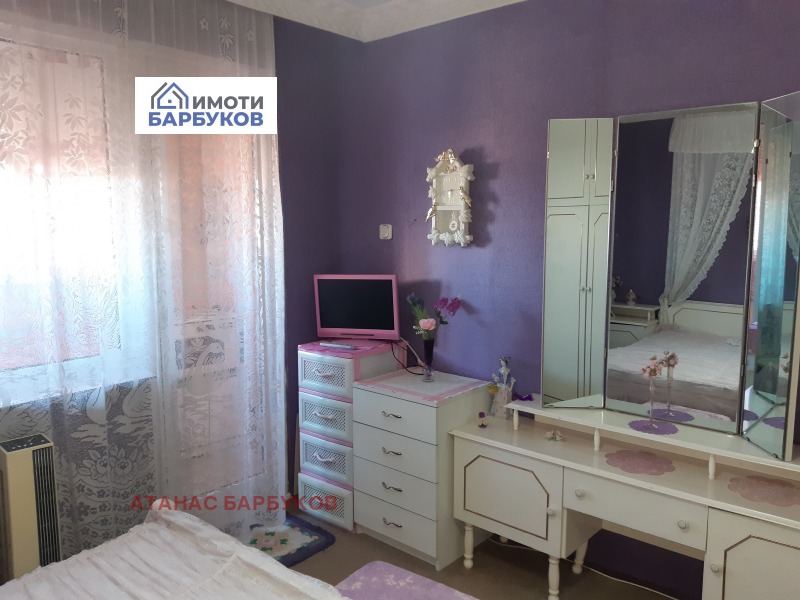 Zu vermieten  1 Schlafzimmer Ruse , Rodina 2 , 64 qm | 93609753 - Bild [6]