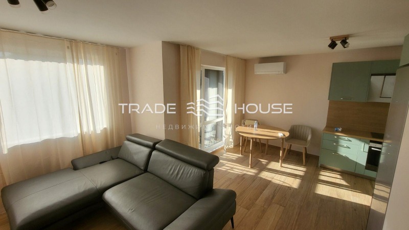 Zu vermieten  1 Schlafzimmer Plowdiw , Juschen , 70 qm | 93468573 - Bild [2]