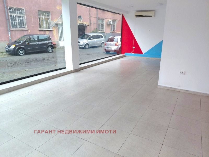 Дава под наем ОФИС, гр. Габрово, Център, снимка 2 - Офиси - 52627942