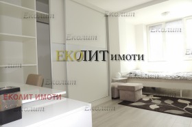 2 dormitoare Zona B-5, Sofia