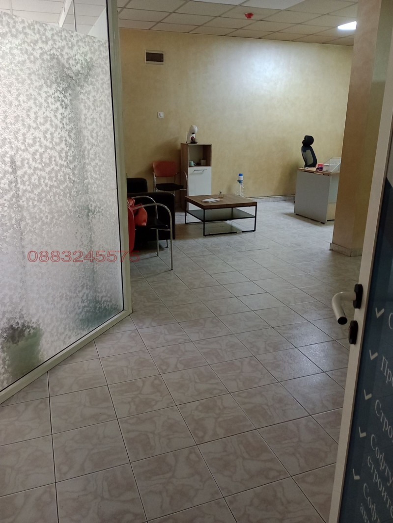 Дава под наем ОФИС, гр. Стара Загора, Център, снимка 2 - Офиси - 52780371