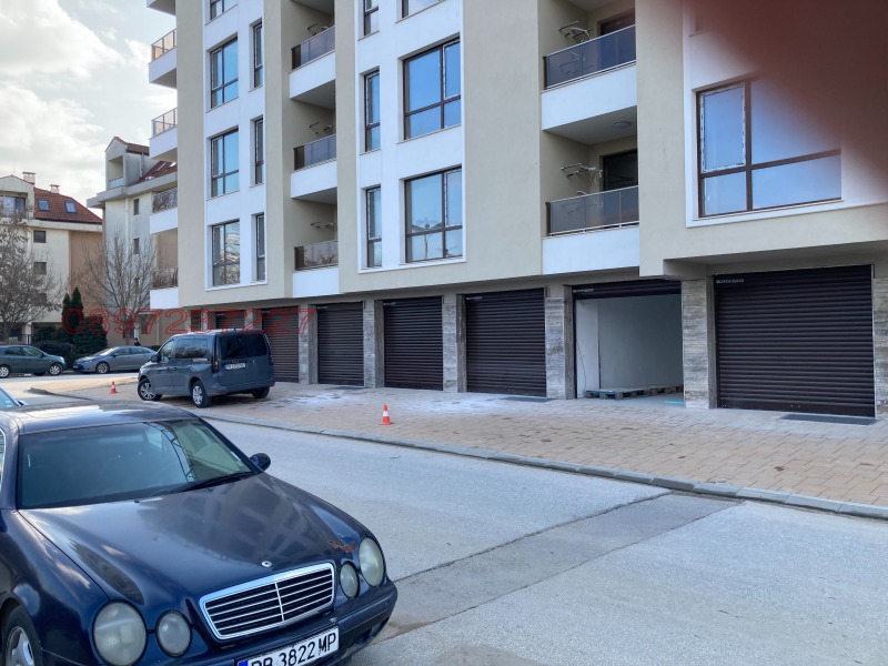 Дава под наем ГАРАЖ, ПАРКОМЯСТО, гр. Пловдив, Захарна фабрика, снимка 3 - Гаражи и паркоместа - 52753884