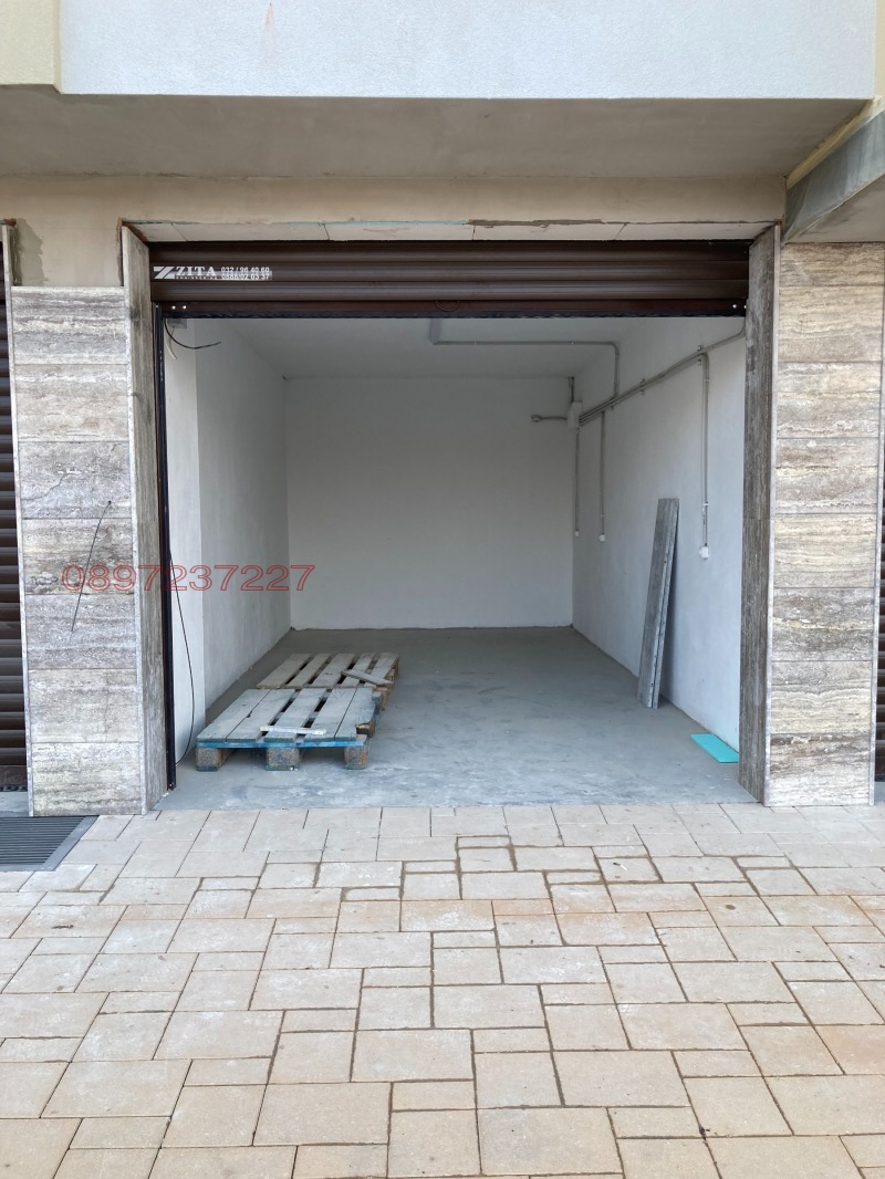 Дава под наем ГАРАЖ, ПАРКОМЯСТО, гр. Пловдив, Захарна фабрика