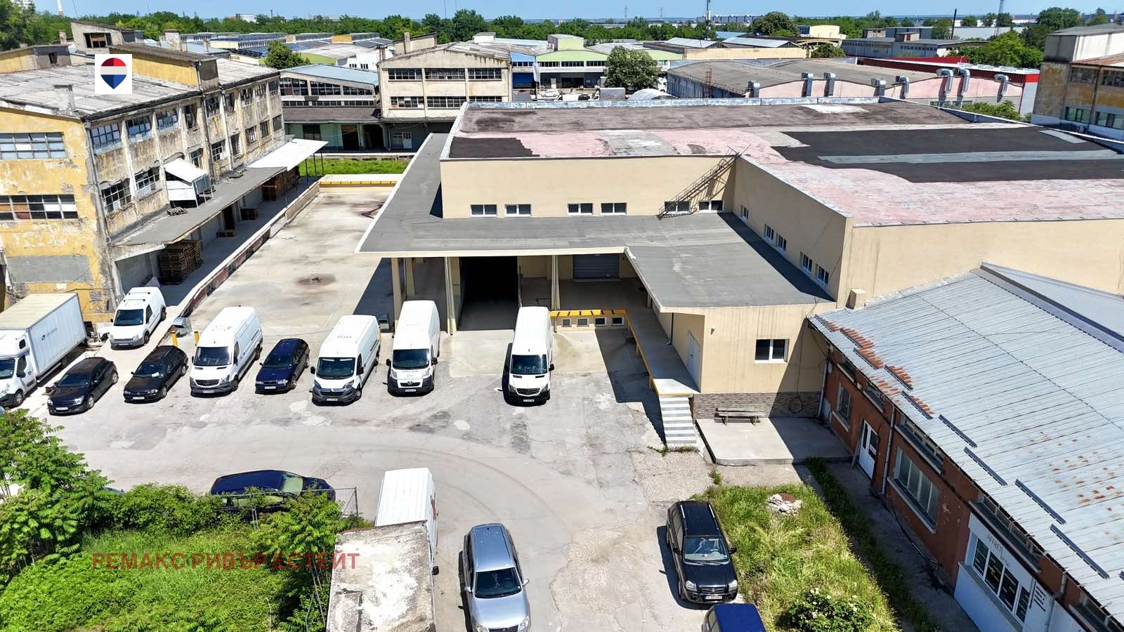 Дава под наем СКЛАД, гр. Русе, Търговия на едро, снимка 2 - Складове - 54701164