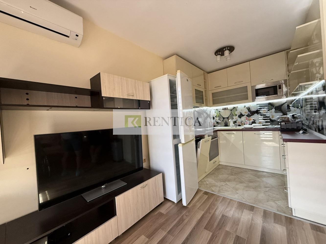 Дава под наем 2-СТАЕН, гр. Варна, Център, снимка 2 - Апартаменти - 53239829