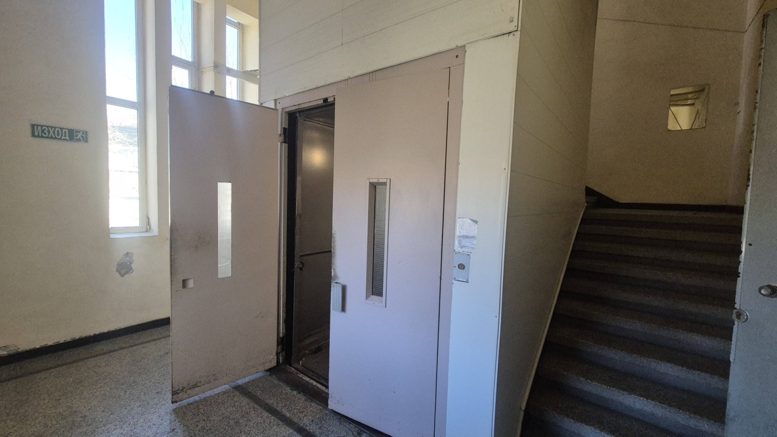 Дава под наем ПРОМ. ПОМЕЩЕНИЕ, гр. Асеновград, област Пловдив, снимка 6 - Производствени сгради - 54210027