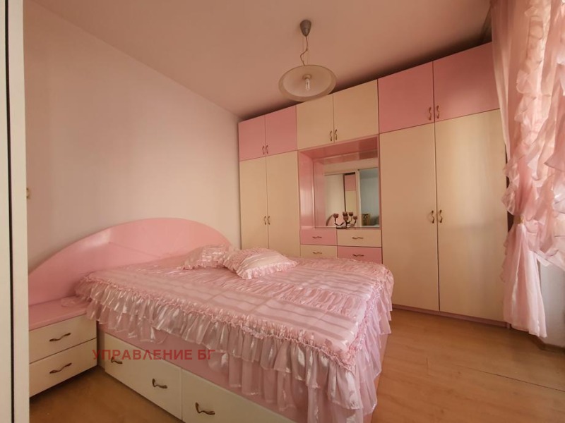 A louer  1 chambre Sofia , Krastova vada , 65 m² | 83541255