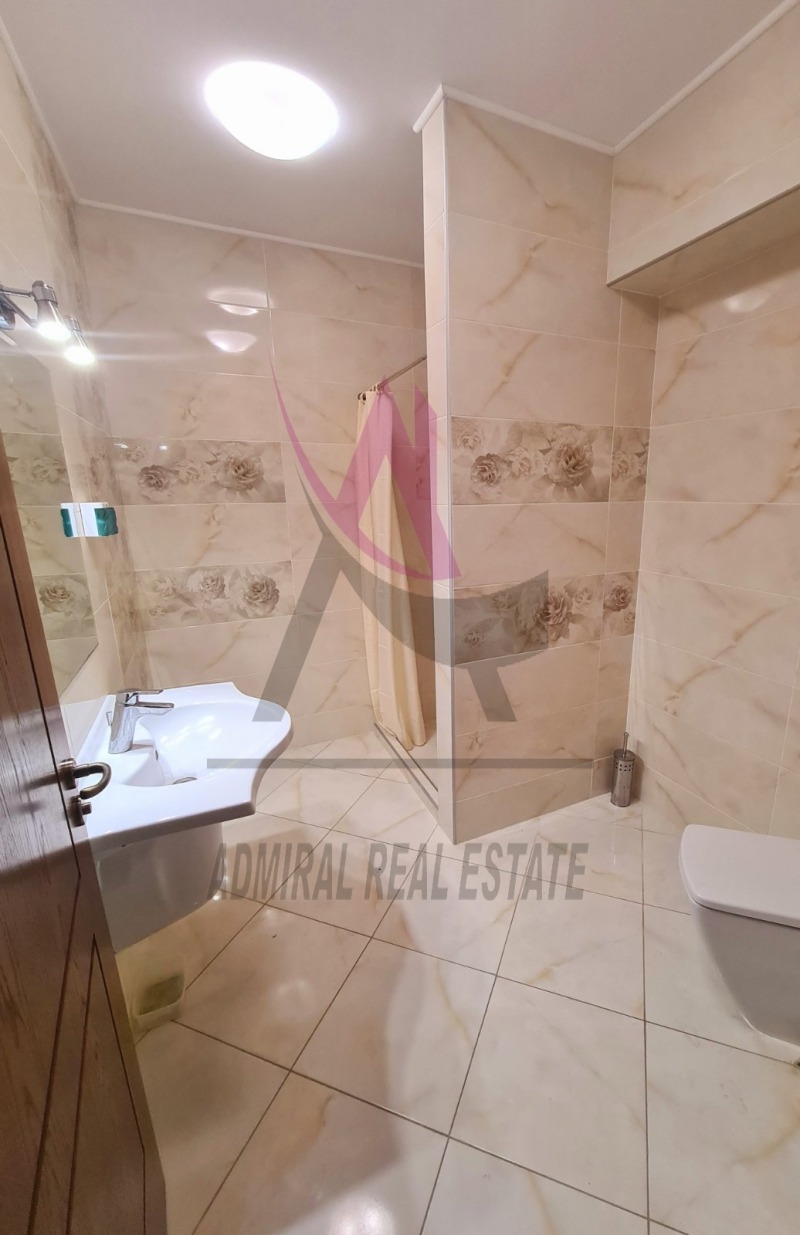 En renta  3 dormitorios Varna , k.k. Sv.Sv. Konstantin i Elena , 140 metros cuadrados | 78935065 - imagen [7]