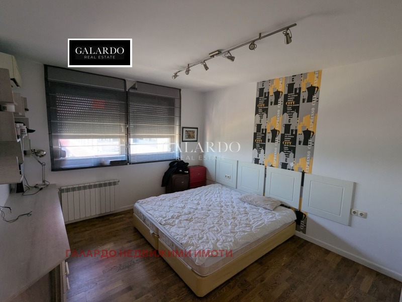 Vuokrattavana  3 makuuhuonetta Sofia , Tsentar , 166 neliömetriä | 57077021 - kuva [11]
