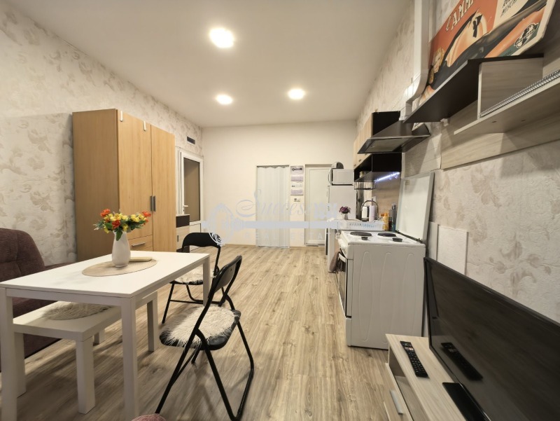 Дава под наем 1-СТАЕН, гр. Варна, Център, снимка 2 - Апартаменти - 52711658