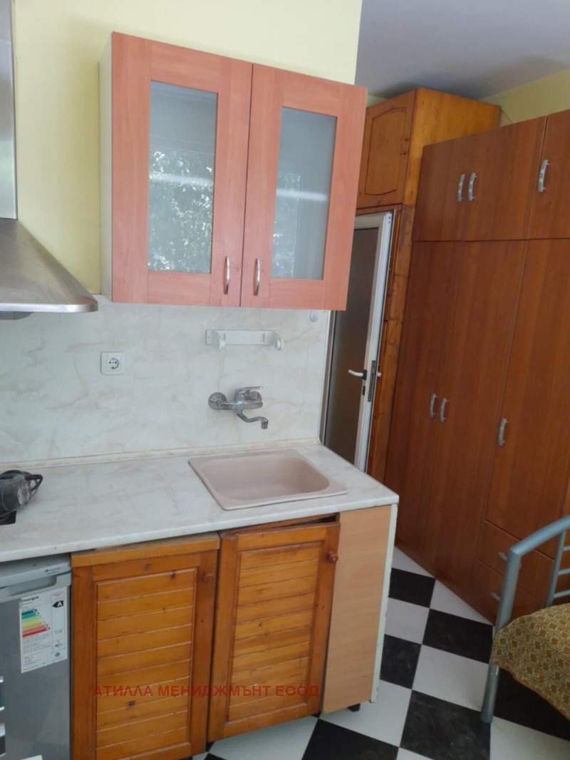Te huur  Studio Plovdiv , Marasja , 25 m² | 32767058 - afbeelding [2]