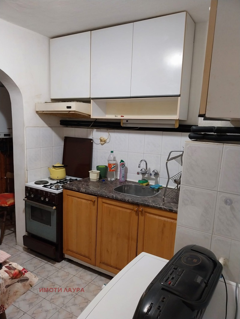 Do wynajęcia  1 sypialnia Szumen , 5-ti polk , 68 mkw | 70543918 - obraz [2]