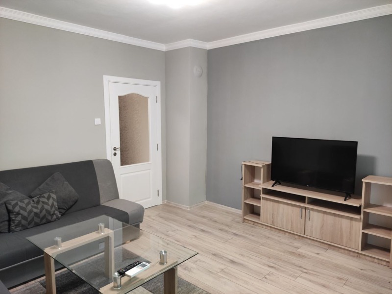 For Rent  1 bedroom Plovdiv , Karshiyaka , 65 sq.m | 68440262 - image [3]
