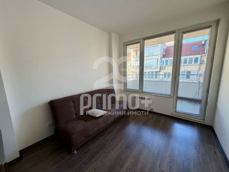 Дава под наем 3-СТАЕН, гр. София, Гоце Делчев, снимка 10 - Апартаменти - 53491271