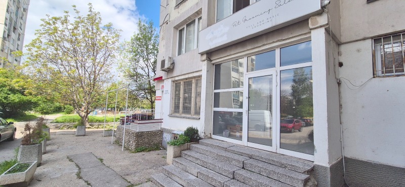 K pronájmu  Prodejna Sofia , Družba 2 , 75 m2 | 79255199