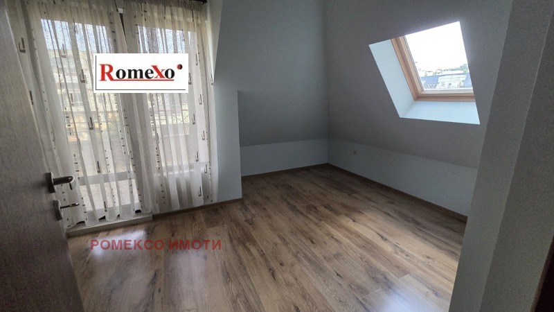 В оренду  2 спальні Пловдив , Център , 111 кв.м | 91261967 - зображення [12]