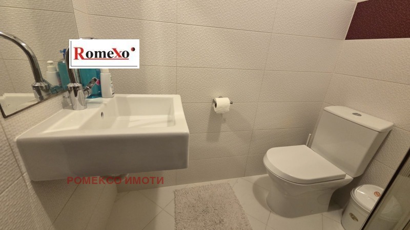 В оренду  2 спальні Пловдив , Център , 111 кв.м | 91261967 - зображення [16]