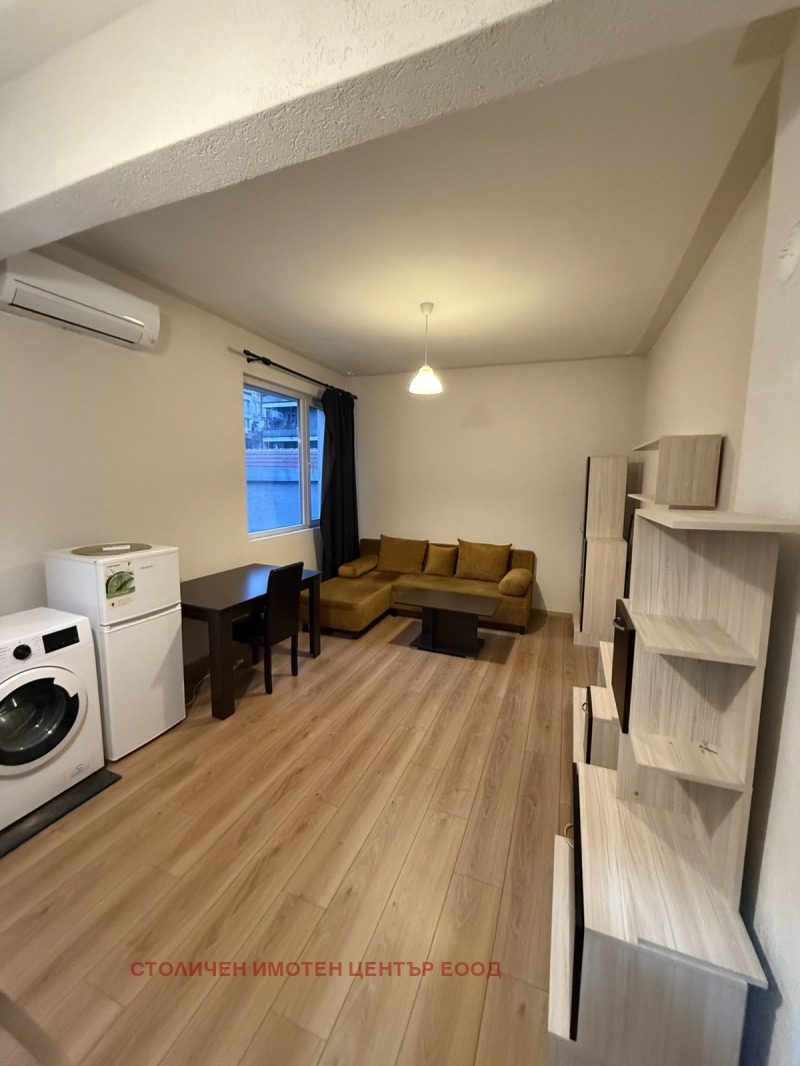 En renta  1 dormitorio Sofia , Tsentar , 52 metros cuadrados | 93678561