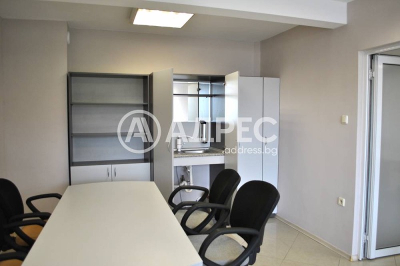 Издаје се  Канцеларија Софија , Центар , 50 м2 | 64595613 - слика [5]