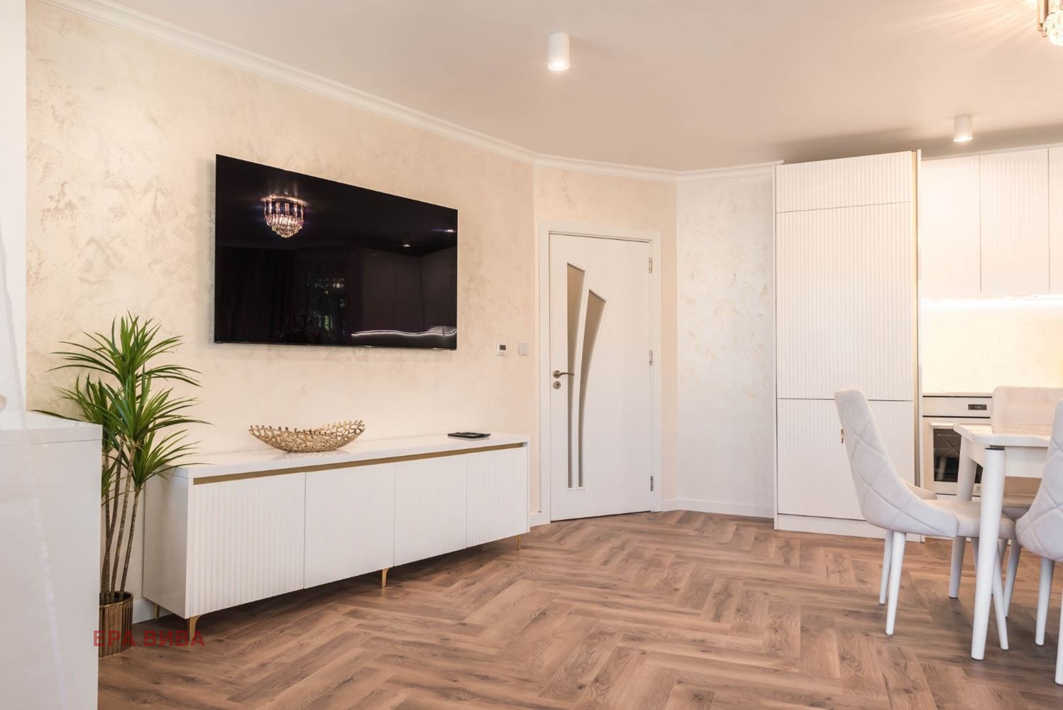 Дава под наем 3-СТАЕН, гр. Варна, Център, снимка 7 - Апартаменти - 53722862