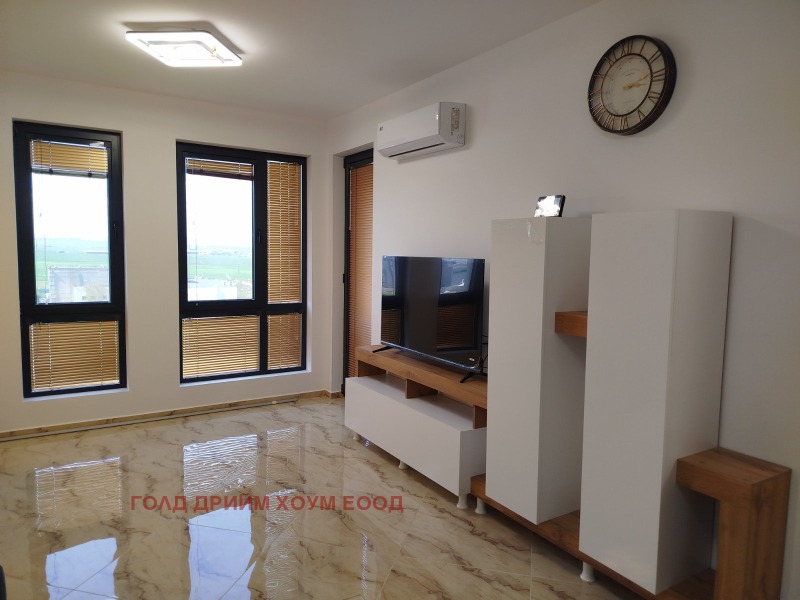 Дава под наем МНОГОСТАЕН, гр. Бургас, област Бургас, снимка 4 - Апартаменти - 52634036