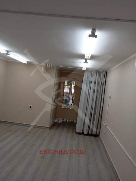 Дава под наем ОФИС, гр. Пловдив, Кючук Париж, снимка 3 - Офиси - 52744659