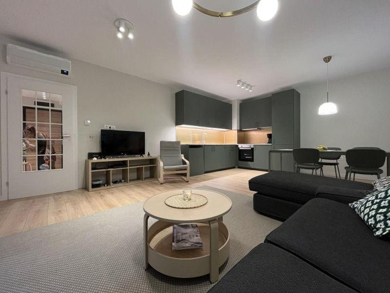 Дава под наем 3-СТАЕН, гр. София, Младост 4