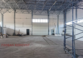 Промишлени помещения под наем в град София, Военна рампа - изображение 11 