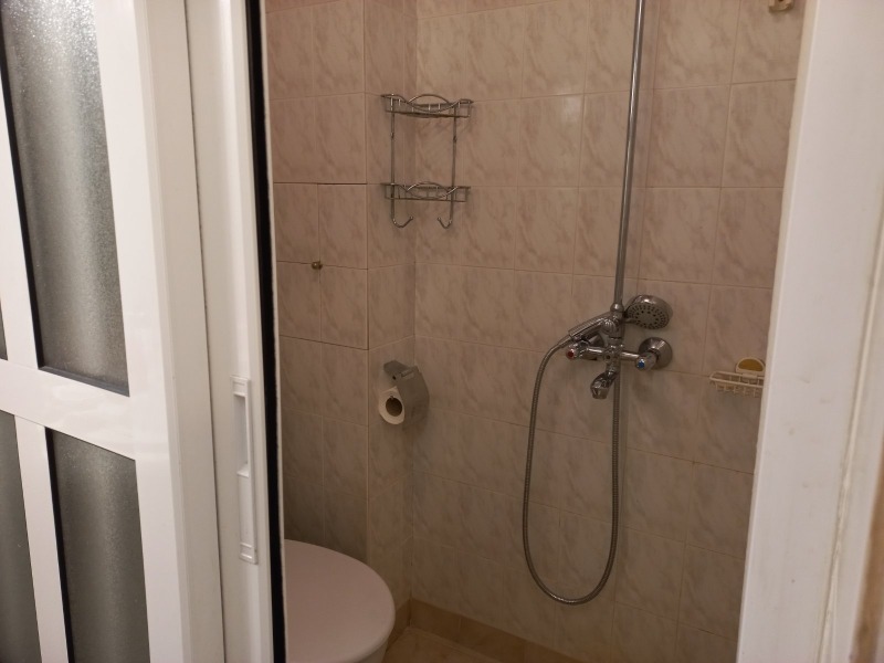 Дава под наем 2-СТАЕН, гр. София, Оборище, снимка 12 - Апартаменти - 52385231