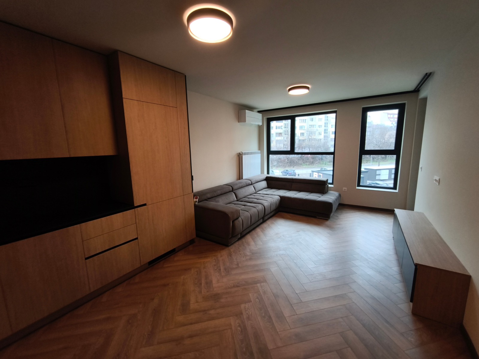 Дава под наем 3-СТАЕН, гр. София, Център