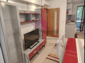 1 спаваћа соба Лјатно кино Тракија, Варна
