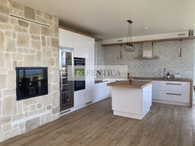 Hus m-t Gorna Traka, Varna 5