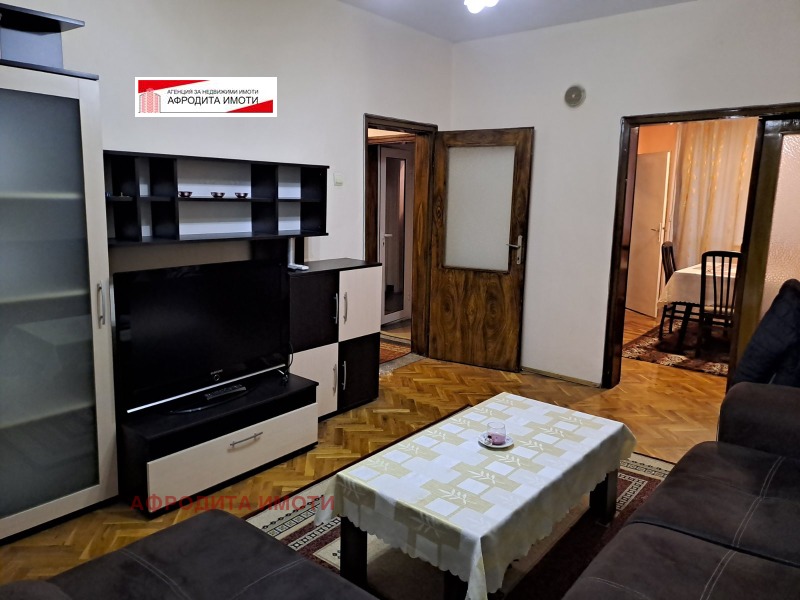 A louer  2 chambres Stara Zagora , Tsentar , 90 m² | 95872411 - image [2]